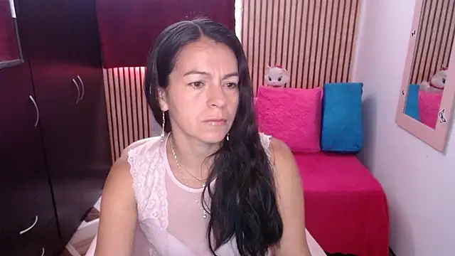 camilavargas  online show from April 2026 04:12:02 PM