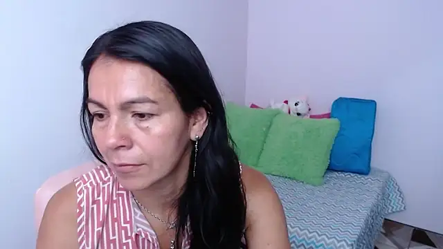 camilavargas  online show from February 2026 03:23:02 PM