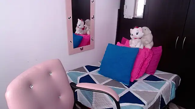 Snapshot of camilavargas_ chatting on November 2025 09:07:02 PM camilavargas online show from November 2025 09:07:02 PM