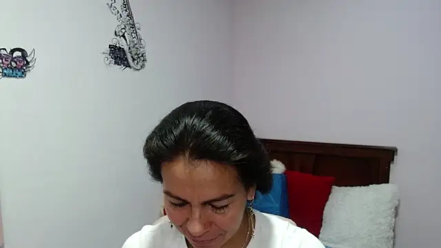camilavargas  online show from June 2026 04:29:01 PM