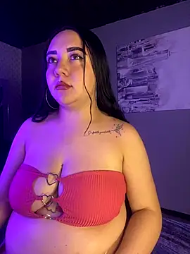 Ssusann Pink online show from September 2025 02:15:01 AM