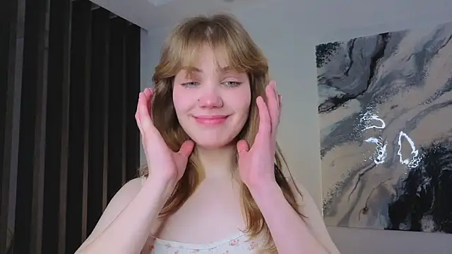 pienaple online show from December 2025 04:06:02 AM