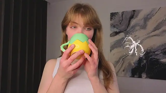 pienaple online show from December 2025 04:04:02 AM