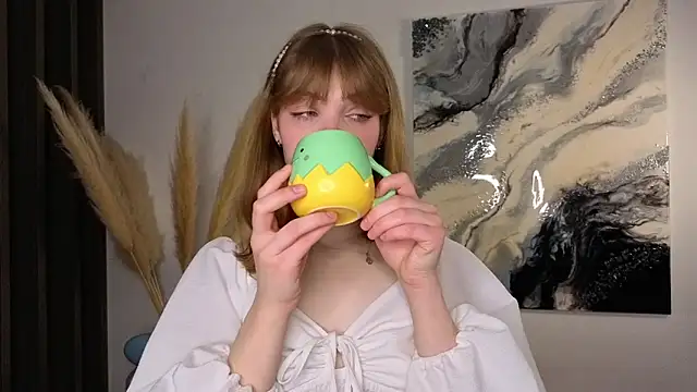 pienaple online show from February 2026 04:11:01 AM