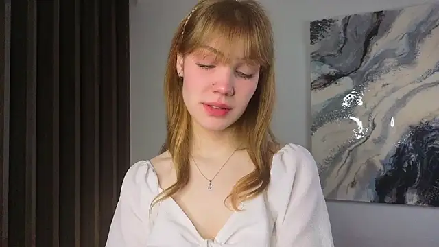 pienaple online show from November 2025 04:13:01 AM