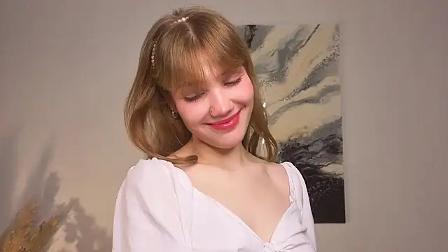 pienaple online show from November 2025 04:06:01 AM