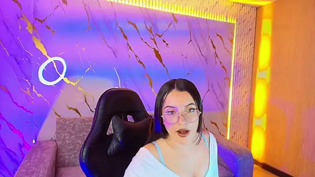sophiadoll tf online show from September 2025 07:54:02 PM
