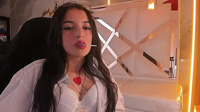 sophiadoll tf online show from February 2026 08:41:01 PM