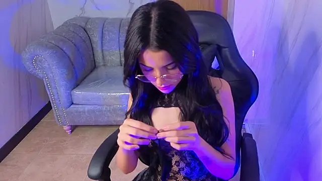 Snapshot of sophiadoll_tf chatting on November 2025 01:32:02 PM sophiadoll tf online show from November 2025 01:32:02 PM