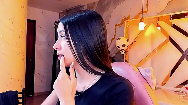 Snapshot of sophiadoll_tf chatting on July 2026 01:10:02 PM sophiadoll tf online show from July 2026 01:10:02 PM