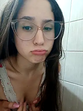 Snapshot of linameii chatting on December 2025 04:24:01 AM linameii online show from December 2025 04:24:01 AM