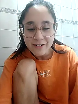 Snapshot of linameii chatting on November 2025 04:05:02 AM linameii online show from November 2025 04:05:02 AM