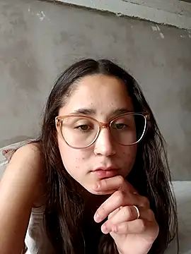 Snapshot of linameii chatting on October 2025 05:47:01 PM linameii online show from October 2025 05:47:01 PM