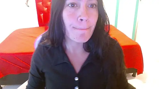 cristal1609 online show from February 2026 07:43:01 PM