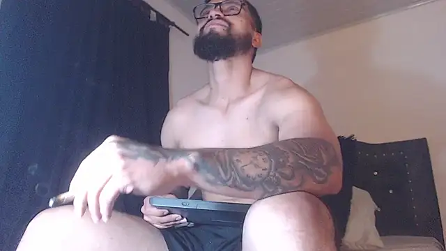 Chrys harris77 online show from April 2026 01:40:02 AM