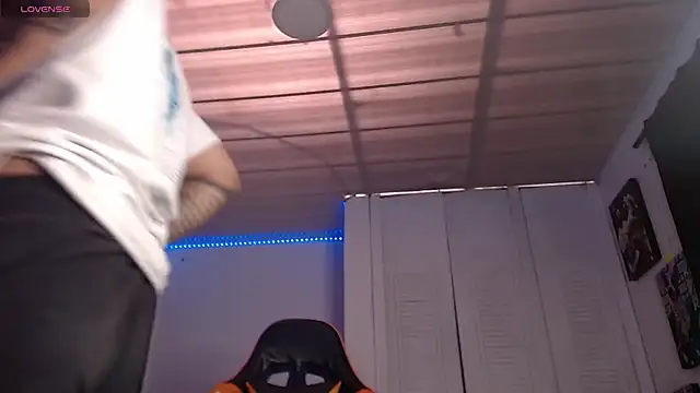 Chrys harris77 online show from December 2025 06:20:01 PM