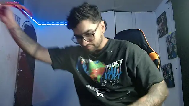 Snapshot of Chrys_harris77 chatting on November 2025 04:34:02 AM Chrys harris77 online show from November 2025 04:34:02 AM