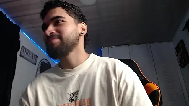 Snapshot of Chrys_harris77 chatting on October 2025 09:04:02 PM Chrys harris77 online show from October 2025 09:04:02 PM