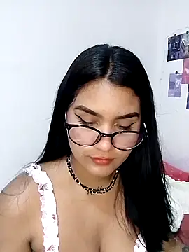 Snapshot of Renata_Zoe chatting on October 2025 01:29:01 AM Renata Zoe online show from October 2025 01:29:01 AM