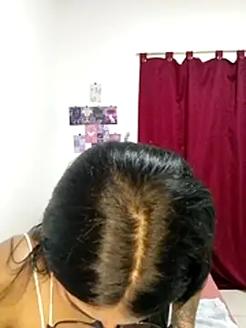 Renata Zoe online show from October 2025 06:40:01 PM