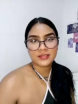 Snapshot of Renata_Zoe chatting on October 2025 02:23:01 AM Renata Zoe online show from October 2025 02:23:01 AM