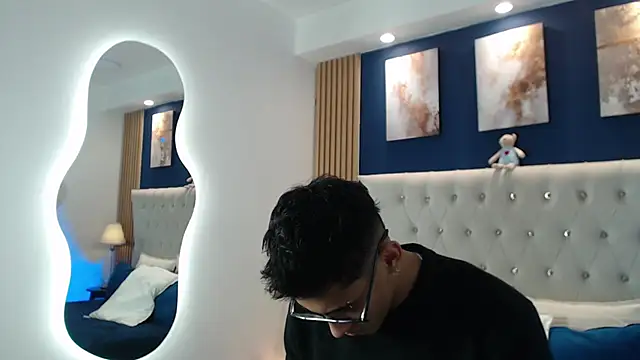 SalvadorFit online show from February 2026 08:41:01 PM