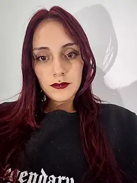 Snapshot of Anne_bh chatting on December 2025 02:49:02 AM Anne bh online show from December 2025 02:49:02 AM