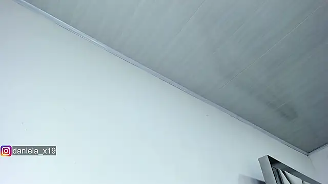 Daniela x19 online show from October 2025 04:02:01 AM