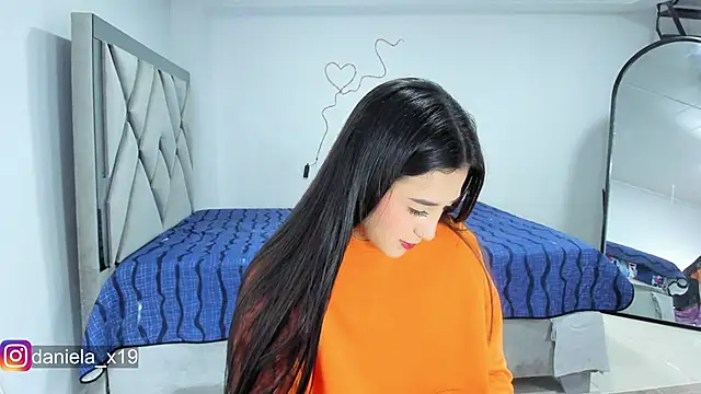 Daniela x19 online show from February 2026 12:44:02 AM