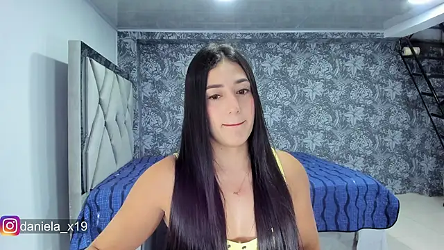 Snapshot of Daniela_x19 chatting on April 2026 12:37:02 AM Daniela x19 online show from April 2026 12:37:02 AM