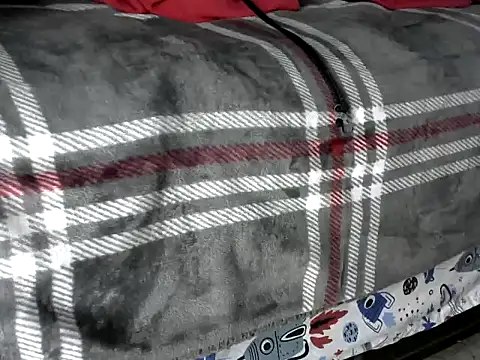 Snapshot of la_esposa_xxx chatting on February 2026 05:21:01 AM la esposa xxx online show from February 2026 05:21:01 AM