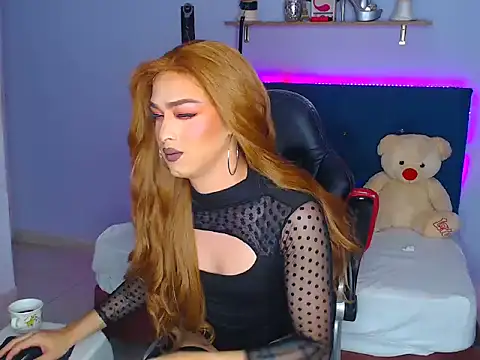 Lunadool online show from October 2025 03:02:02 PM