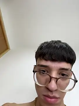 arthurdavies online show from November 2025 04:22:01 AM