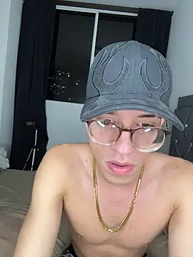 arthurdavies online show from December 2025 03:35:01 AM