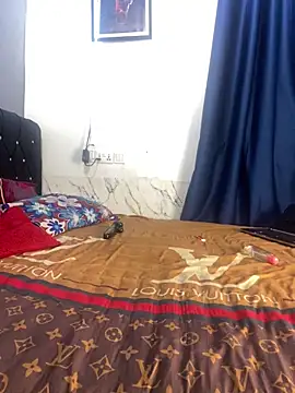 Daavikolovivi online show from November 2025 01:53:01 AM