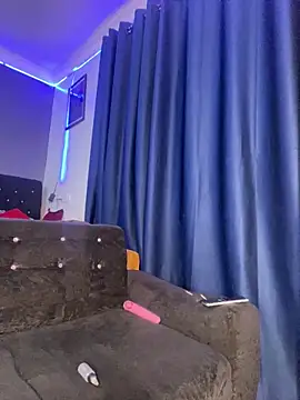 Daavikolovivi online show from October 2025 03:18:02 AM