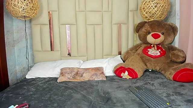 Dixiebelle online show from February 2026 01:39:01 AM