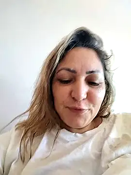 Snapshot of Lunita86 chatting on February 2026 02:39:02 PM Lunita86 online show from February 2026 02:39:02 PM