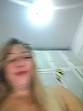 Lunita86 online show from May 2026 03:45:02 PM