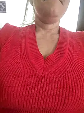 Snapshot of Lunita86 chatting on November 2025 03:40:02 PM Lunita86 online show from November 2025 03:40:02 PM