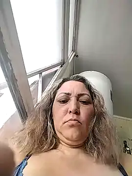 Snapshot of Lunita86 chatting on November 2025 10:26:01 AM Lunita86 online show from November 2025 10:26:01 AM