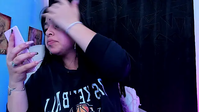 queen salomme online show from November 2025 09:48:02 PM