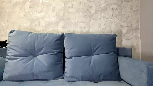 Snapshot of SetsukoBuddemeyer chatting on November 2025 01:59:02 PM SetsukoBuddemeyer online show from November 2025 01:59:02 PM