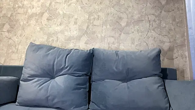 Snapshot of SetsukoBuddemeyer chatting on October 2025 12:02:01 PM SetsukoBuddemeyer online show from October 2025 12:02:01 PM