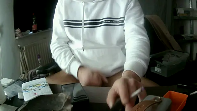 monty19cm online show from April 2026 07:55:02 AM