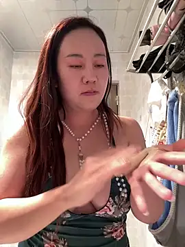 Kayla-love online show from February 2026 09:18:01 AM