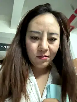 Kayla-love online show from November 2025 01:21:02 AM