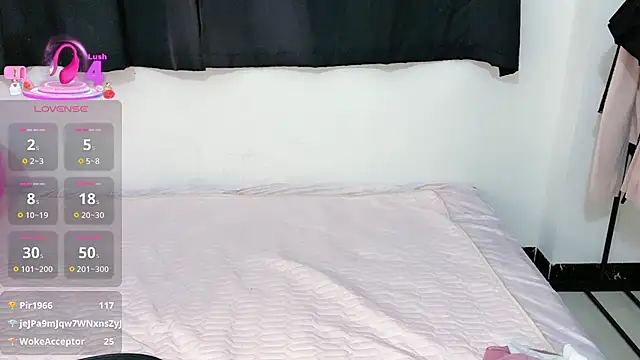 Xiaoxiao-258 online show from December 2025 01:32:02 PM