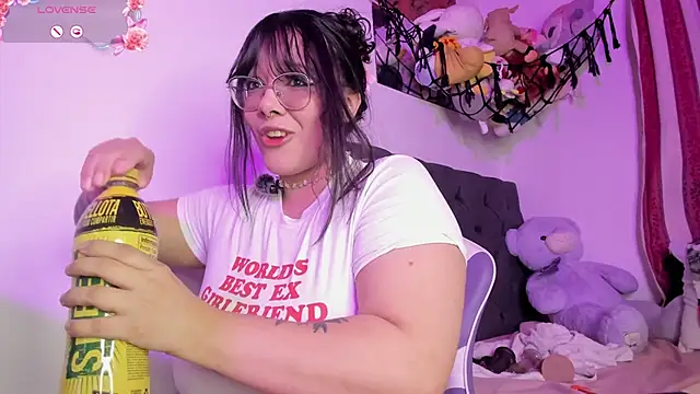 Lilithh Kuro online show from March 2026 12:00:01 AM