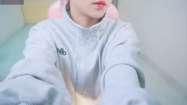 Cherry-26 online show from December 2025 03:05:02 PM